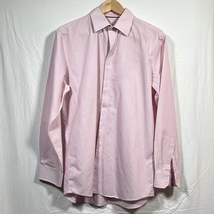 Beautifully subdued. Use in place if a white shirt. You’re not boring…